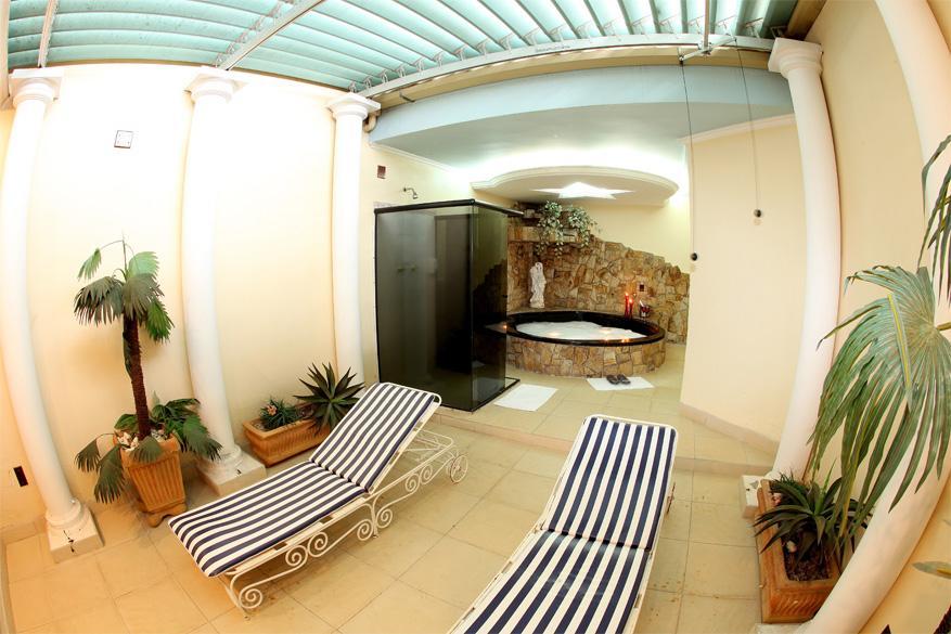 Hotel & Motel Le Baron (Adults Only) Porto Ferreira Exterior photo